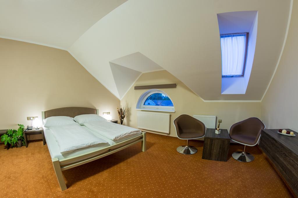 Planá nad Lužnicí Hotel Luznice חדר תמונה